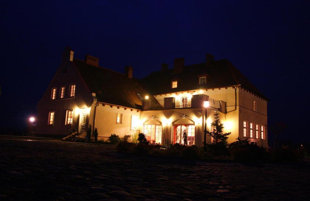 Gościniec Rycerski Bed and Breakfast Paprotki Zewnętrze zdjęcie