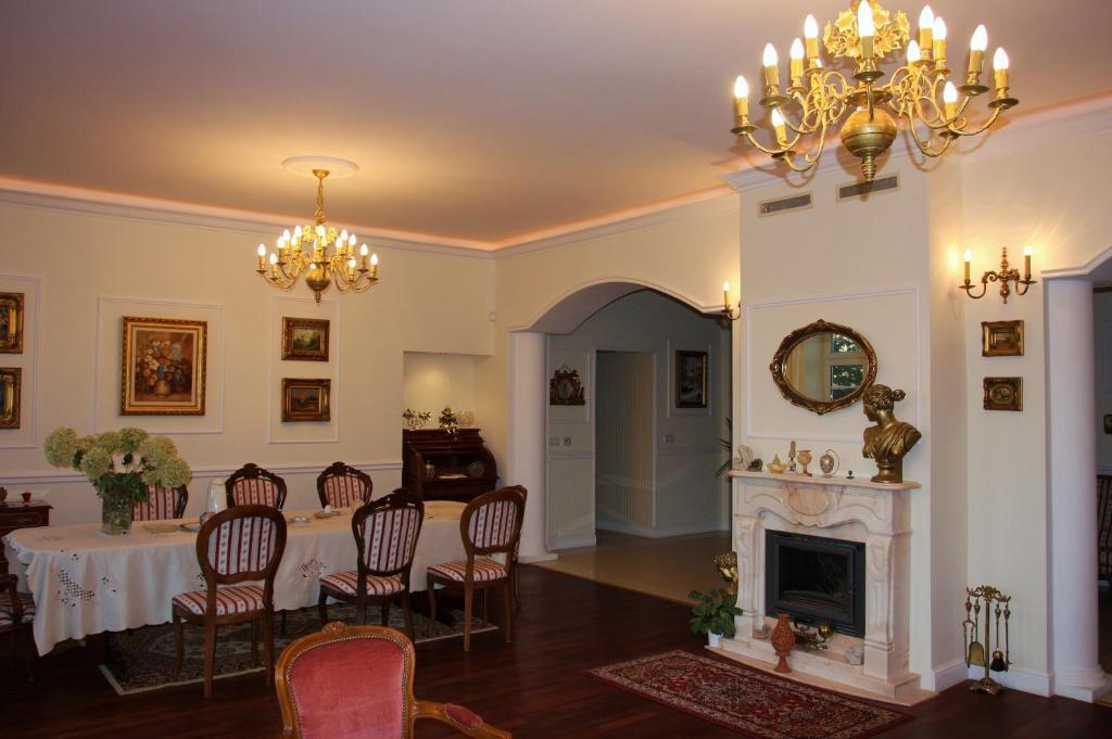 Gościniec Rycerski Bed and Breakfast Paprotki Zewnętrze zdjęcie