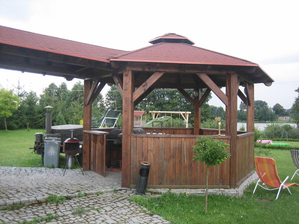 Gościniec Rycerski Bed and Breakfast Paprotki Zewnętrze zdjęcie